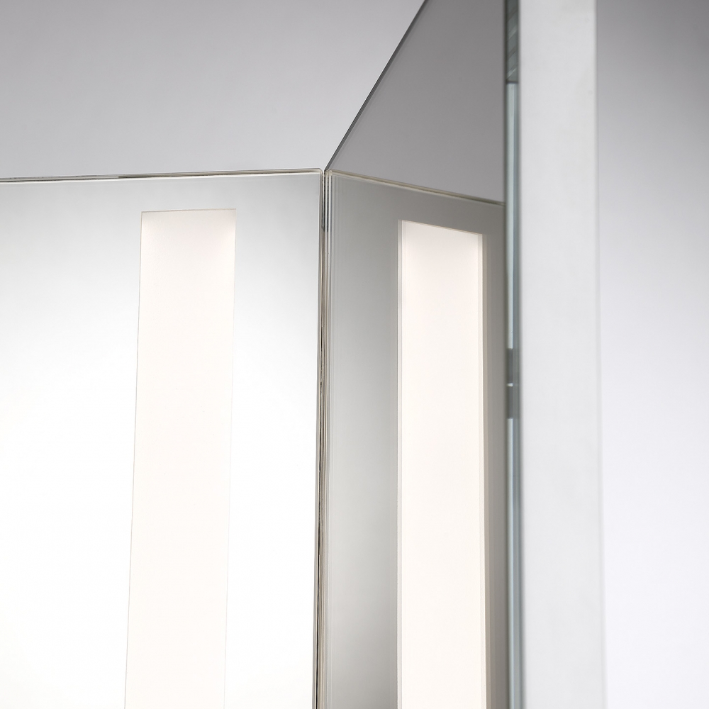 Tri-fold Mirror Light